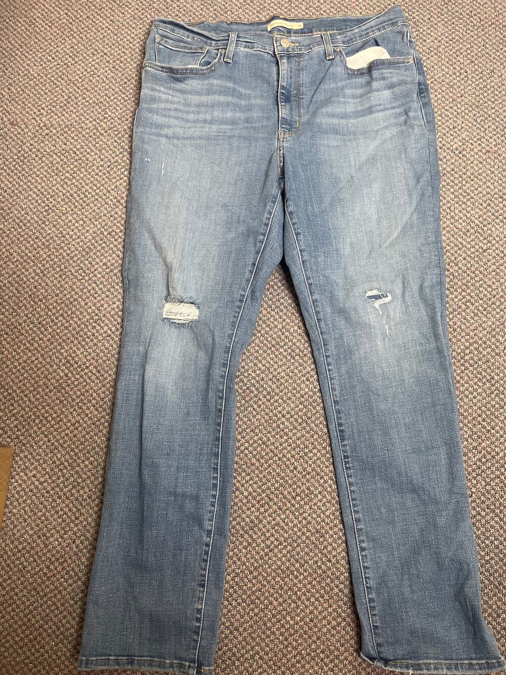 Levi's Womens 724 High Rise Straight Size 33